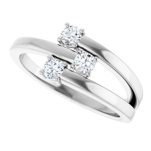 14K White Gold 3-Stone Family Ring Mounting