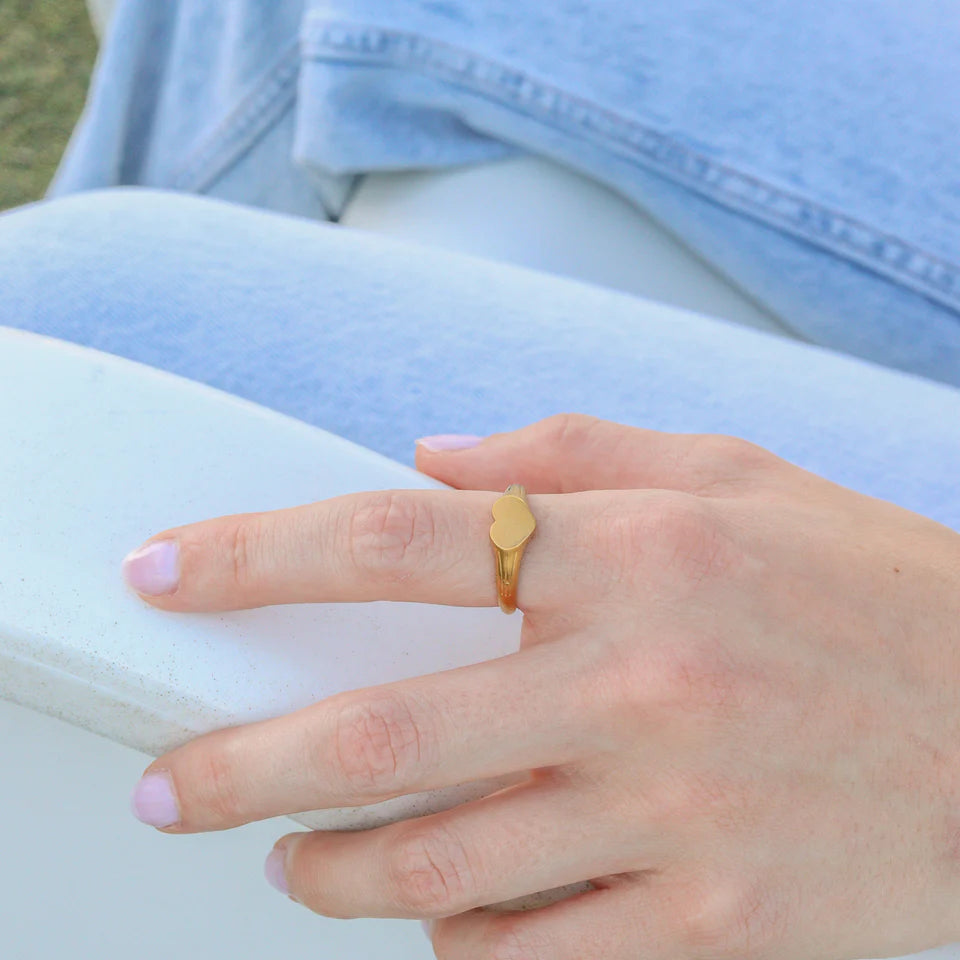 Customizable Heart Signet Ring