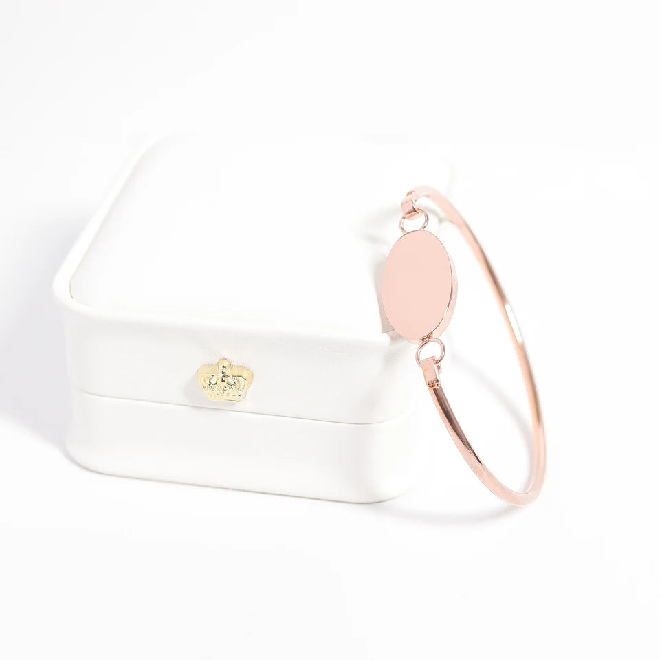 Customizable Oval Engravable Bracelet