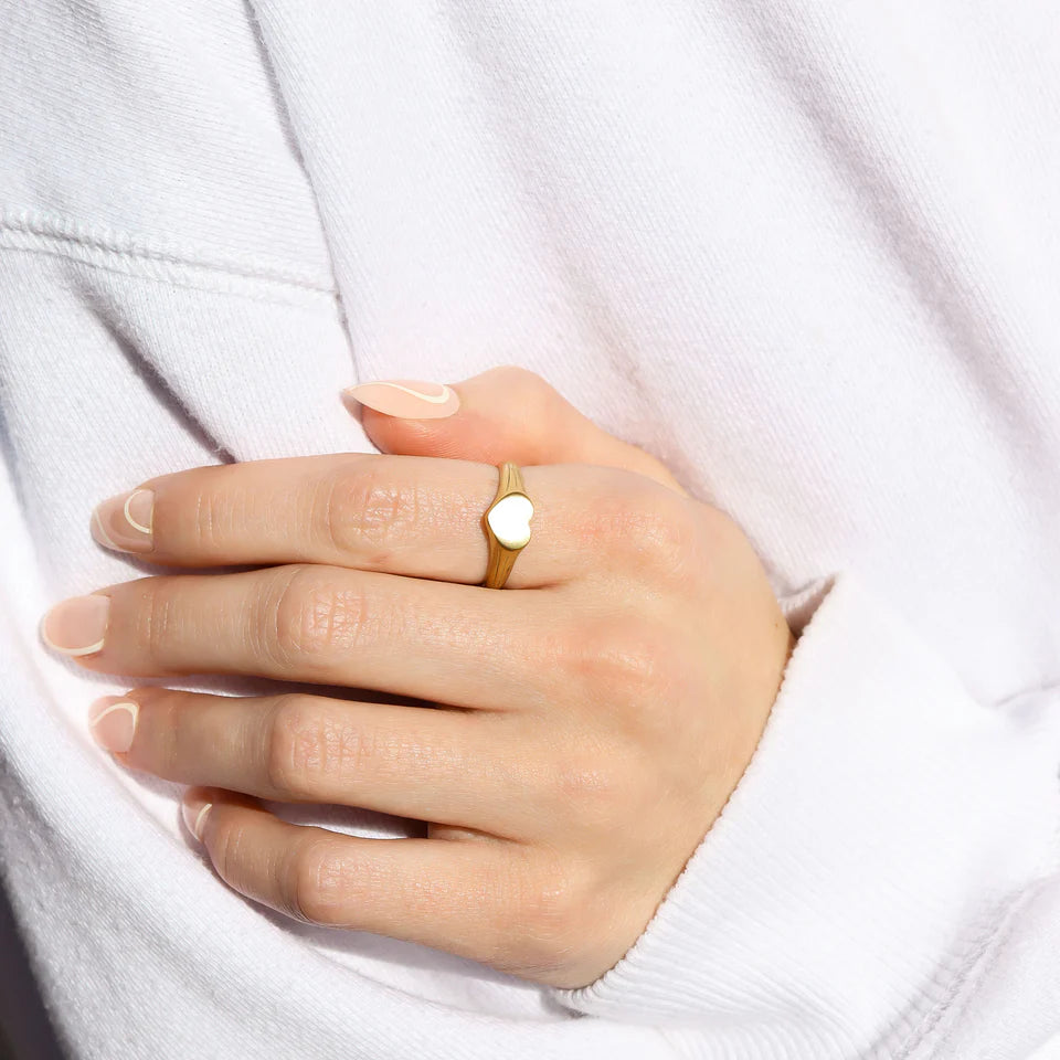 Customizable Heart Signet Ring