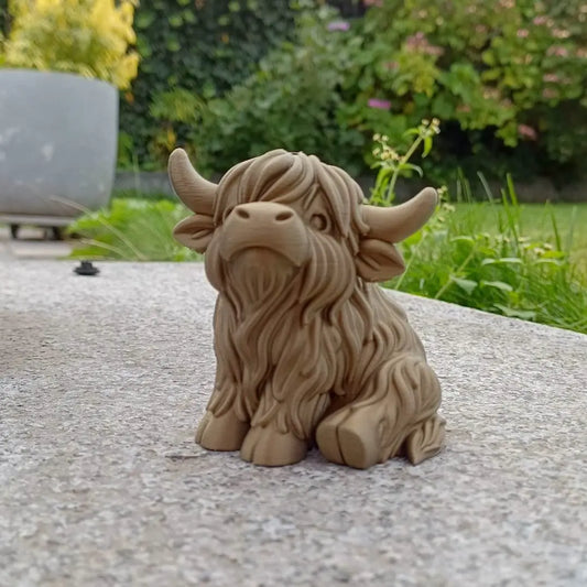 Chonky Highland Cow â Shaggy Horned Cutie