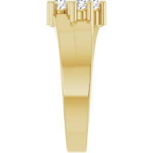 18K Yellow Gold 3-Stone Family Ring Mounting