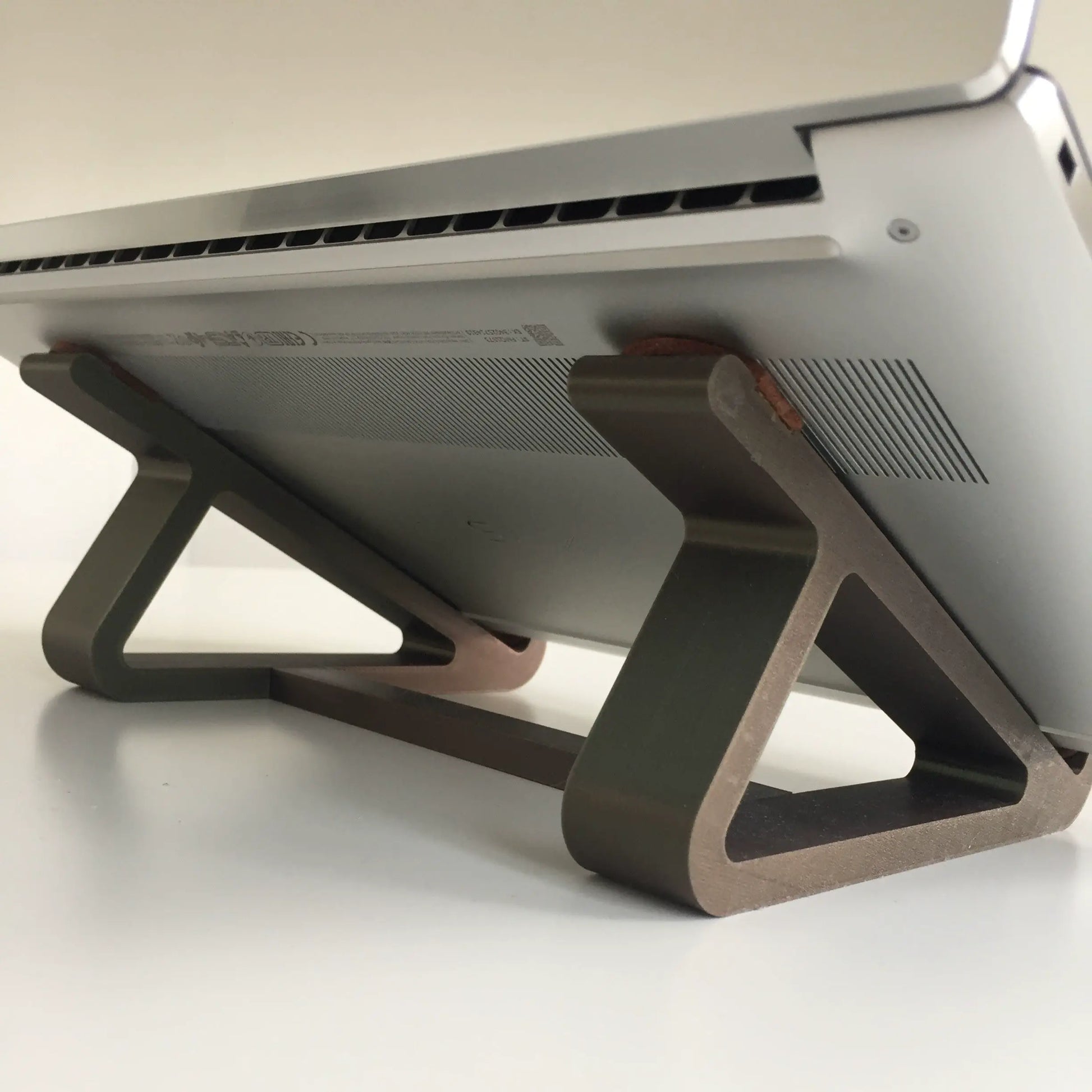 laptop stand