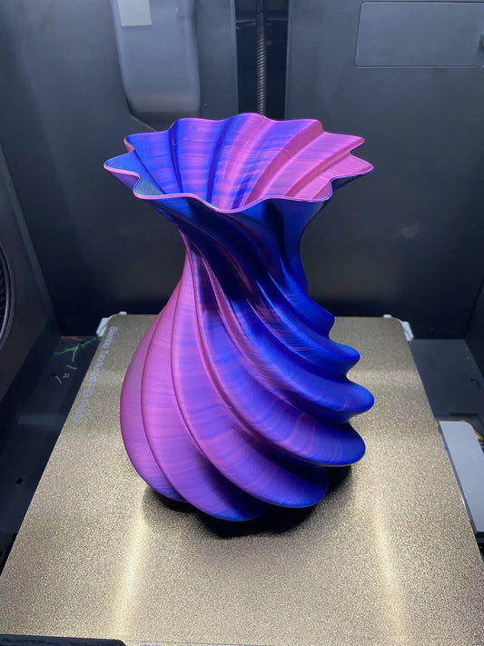 Large Spiral Vase 3, Watertight, Plant Pot (PERSONAL USE)