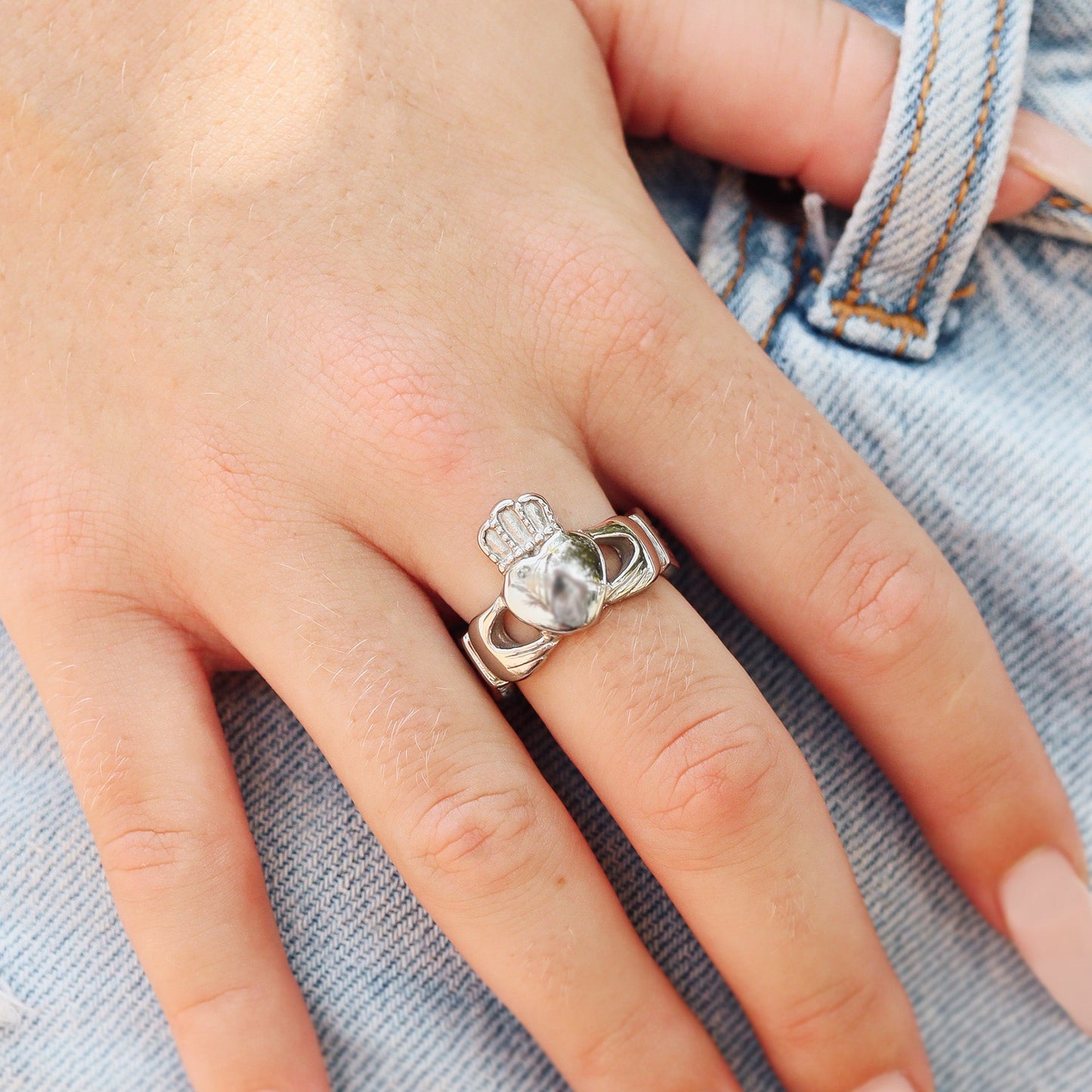 Stainless Steel Detailed Claddagh Ring / SCR4049