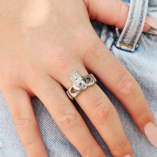 Stainless Steel Detailed Claddagh Ring / SCR4049