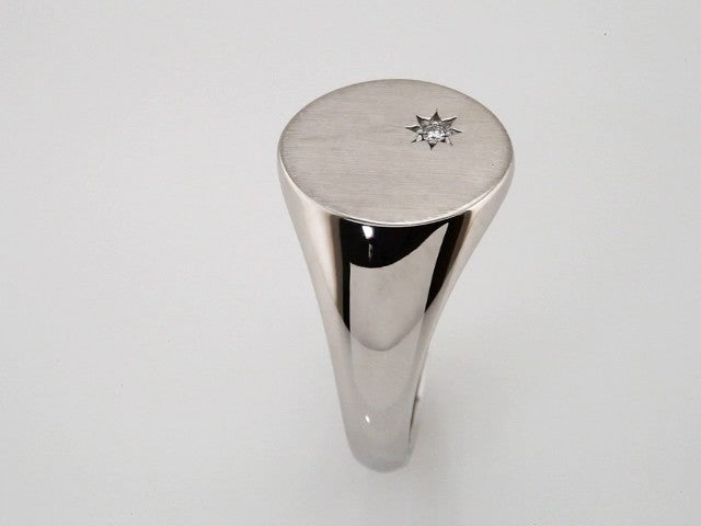 14K White Gold .02 CT Natural Diamond 14x12 mm Oval Signet Ring